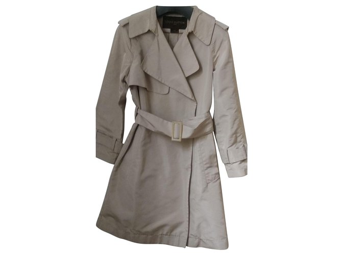 Louis Vuitton Trench coats Beige Silk  ref.128795