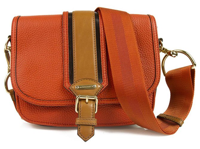 Burberry Sac bandoulière en cuir texturé orange à rabat avec bandoulière en toile  ref.129175