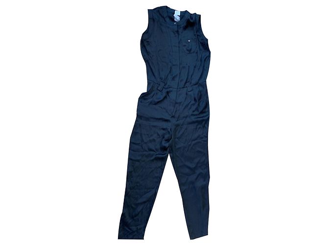 Autre Marque Black sleeveless button-down jumpsuit