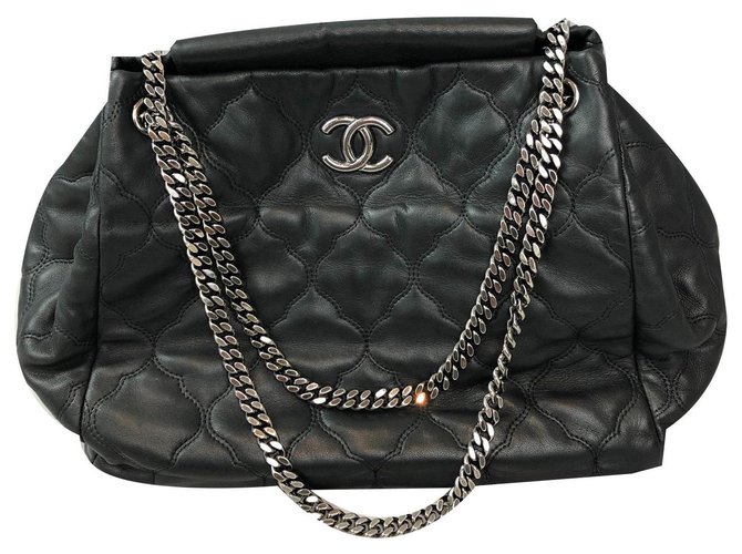 Chanel Einkaufen Schwarz Leder  ref.129411