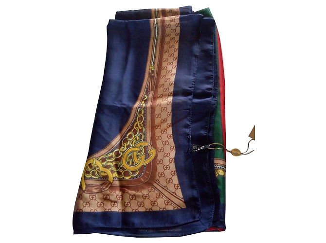 Gucci Lenços