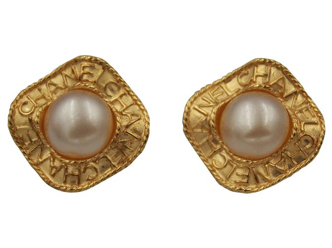 Chanel Earrings Golden Metal  ref.129781