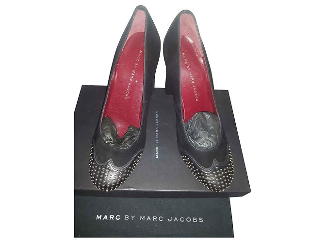 Marc by Marc Jacobs Moderner schwarzer Absatzschuh mit hohen Absätzen
