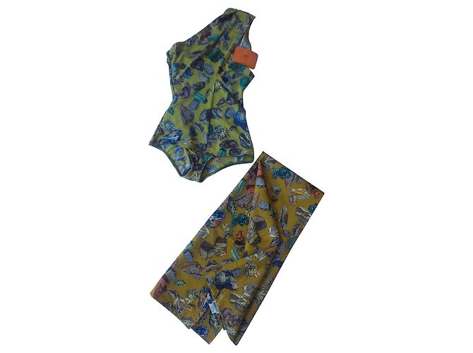 Hermès Swimsuit e sarongue Hermes imprime "Minerais" Multicor