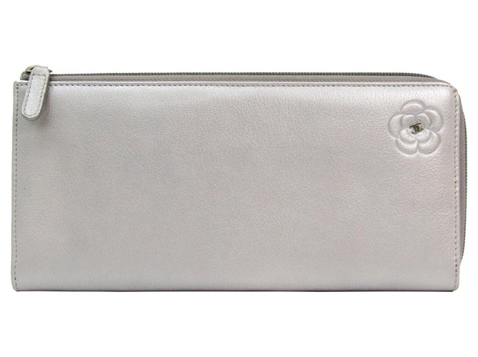 Chanel Silver Camellia Leather Long Wallet Silvery Pony-style calfskin  ref.130440