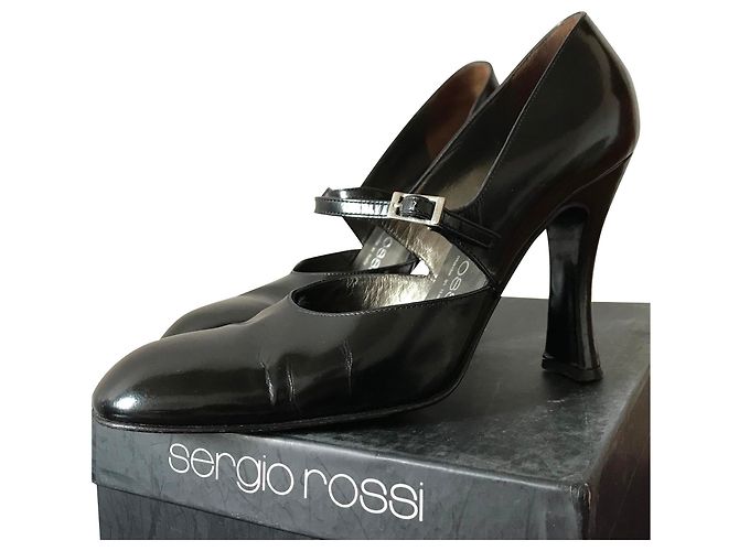 Sergio Rossi Pumps aus schwarzem Leder Größe 37