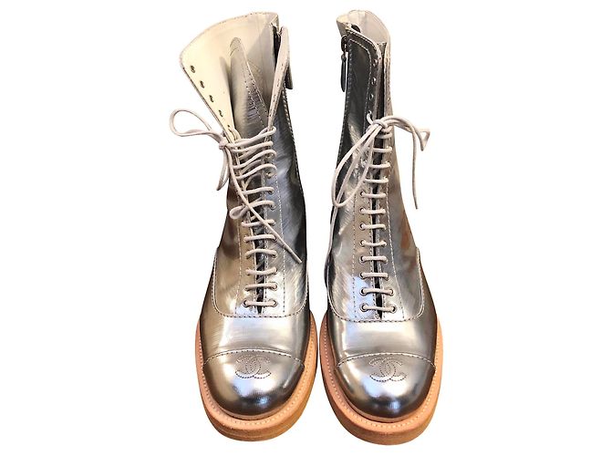 Botas de chanel Plata