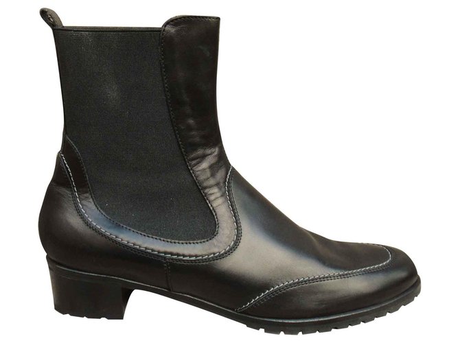 Salvatore Ferragamo boots Salvatore Feragamo Target model mint condition Black Leather  ref.130990