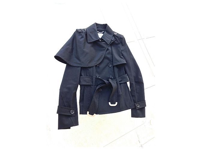 Céline Giacca trench in CELINE