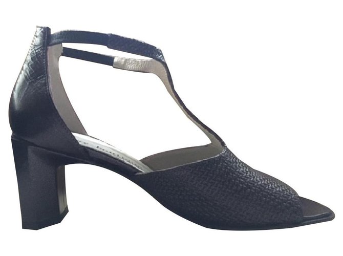 Autre Marque Heels Dark blue Leather  ref.131226