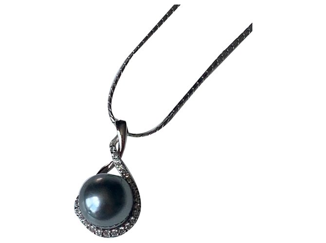 Vintage Necklaces Black Silvery Dark grey Silver  ref.131534