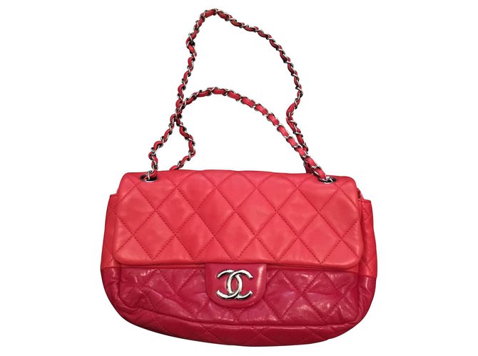 Chanel Handtaschen Mehrfarben Leder  ref.131579