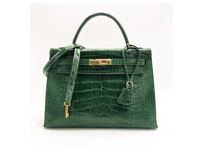Hermès Beau sac Hermes Kelly 32 cuir alligator vert émeraude Cuirs exotiques  ref.131663