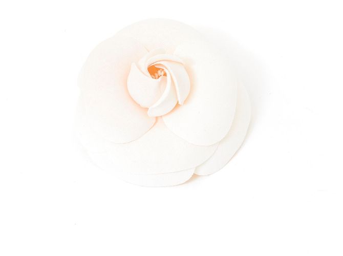 Chanel CAMELIA DE SEDA DE MARFIM Cru