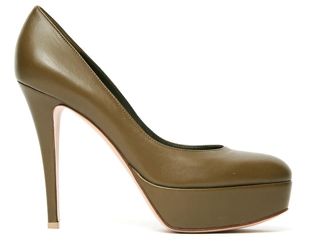 Gianvito Rossi Pumps aus Leder Khaki 38