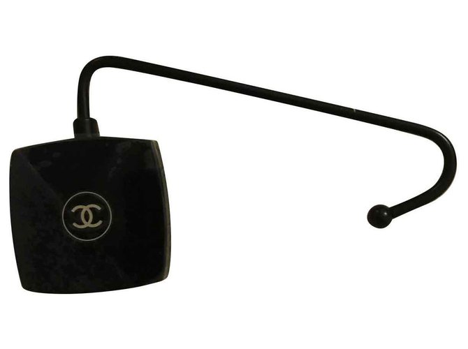 Chanel Charmes de sac Plastique Noir  ref.132231