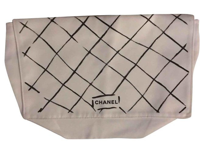 Chanel Pochette Bianco Cotone  ref.132232