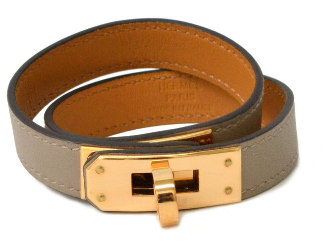 Hermès Hermes Kelly ha allineato il giro del braccialetto Grigio Pelle  ref.132242