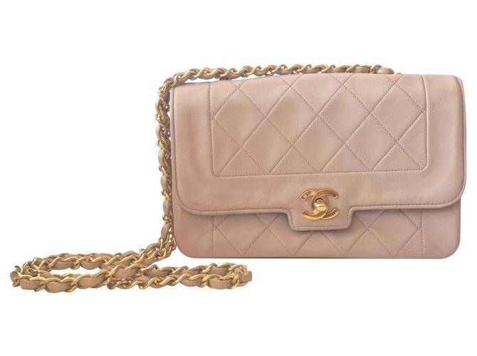Chanel Diana Beige Leather  ref.132326