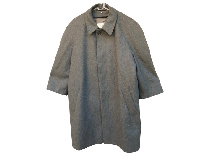 Burberry coat cut raglan Grey Wool  ref.132737