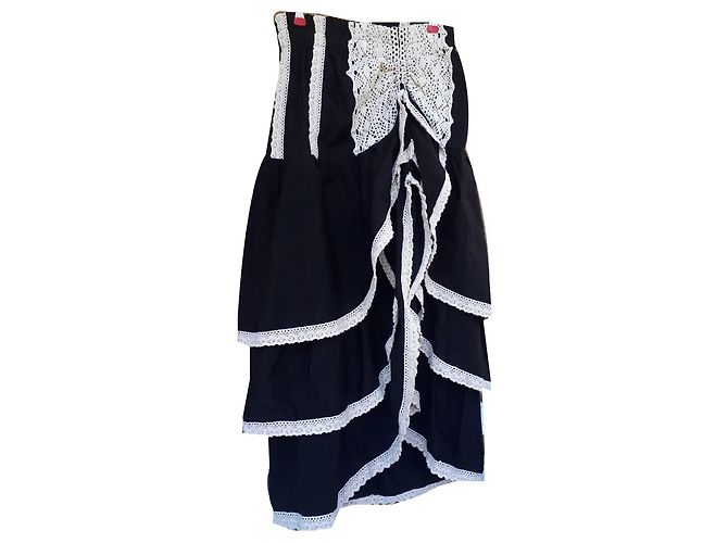 Autre Marque Schwarzer Boho Rock mit Rüschen und weißer Spitze aus Baumwolle
