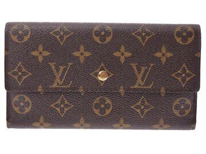 Louis Vuitton Long Trifold Wallet Braun Lackleder  ref.132976