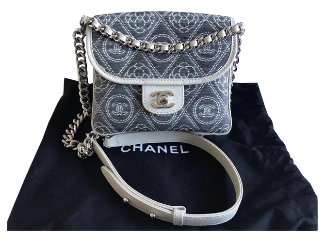 Chanel bolsa de mensajero de dos vías Gris Algodón  ref.133096