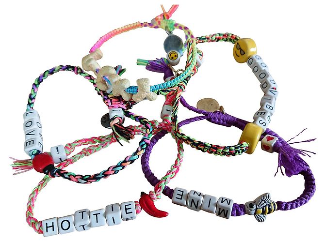 Venessa Arizaga Pulseiras Multicor