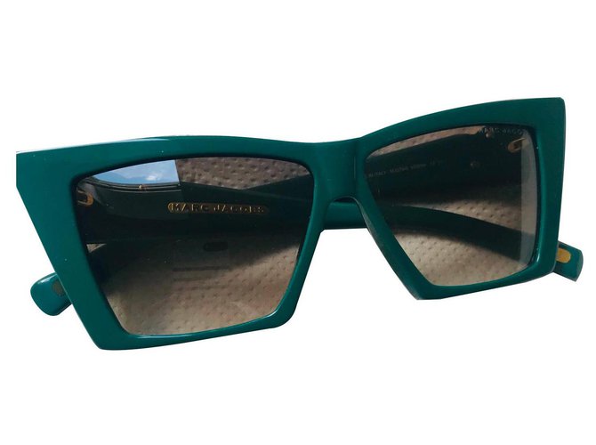 Marc Jacobs Des lunettes de soleil Vert  ref.133393