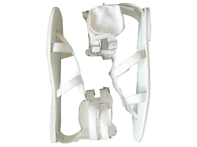 Eleven Paris Sandals White Exotic leather  ref.133600