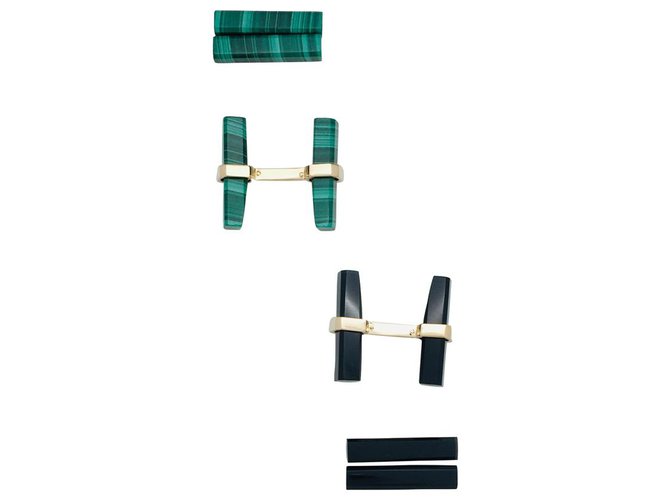 inconnue Pair of yellow gold cufflinks, malachite and onyx.  ref.134167