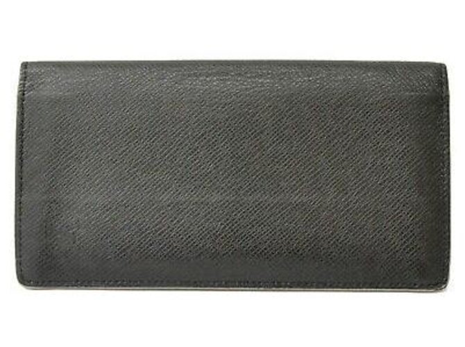 Louis Vuitton Taiga Long Wallet Black Leather  ref.134387