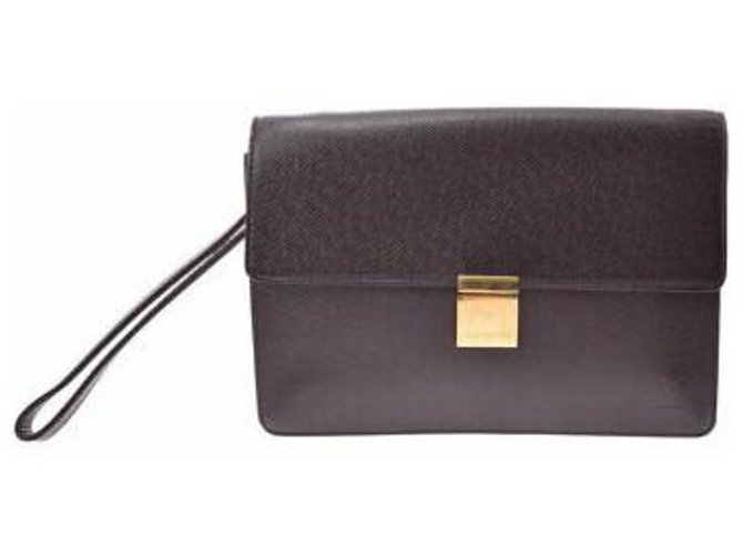 Louis Vuitton Taiga Clutch Bag Leder  ref.134491