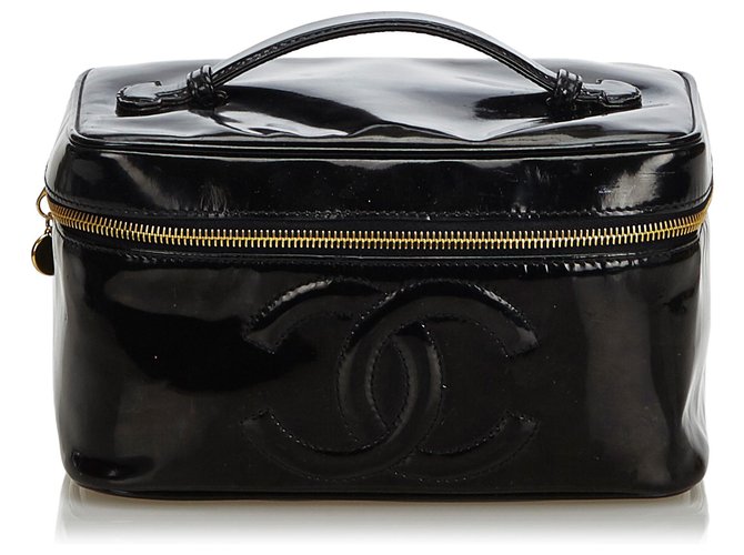 Chanel Black CC Patent Leather Vanity Bag  ref.134691