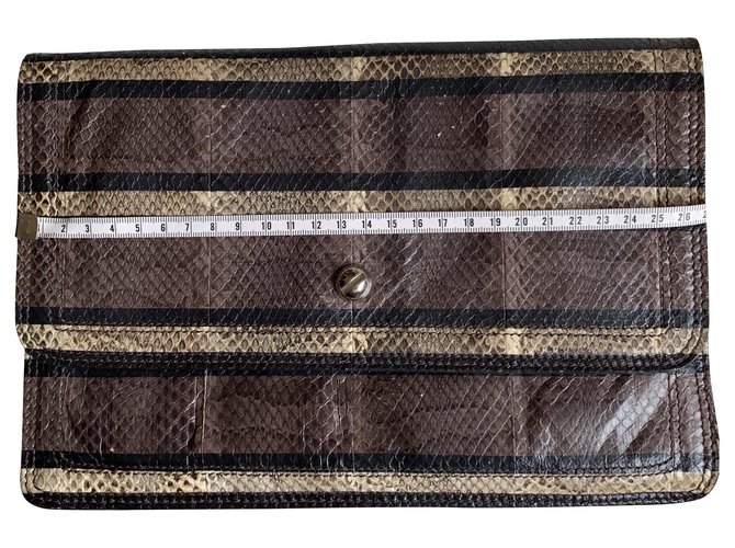 Clutch Givenchy Python Marrom Preto Impressão em python 