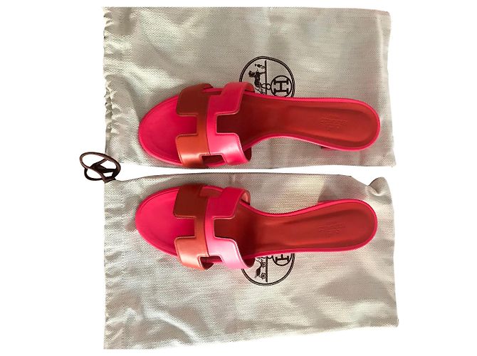 Hermès Oasis leather mules Pink