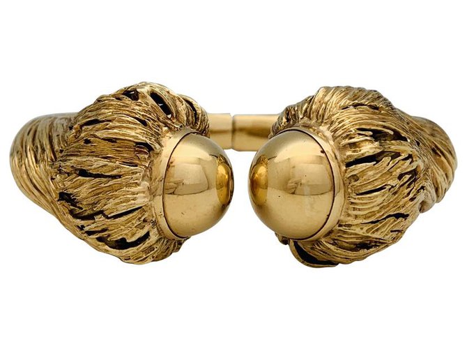 Yellow gold Chaumet Bangle Bracelet.  ref.135208