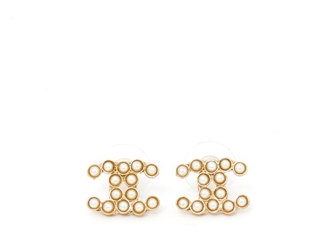 Chanel CC PEARLS Dourado Metal  ref.135363