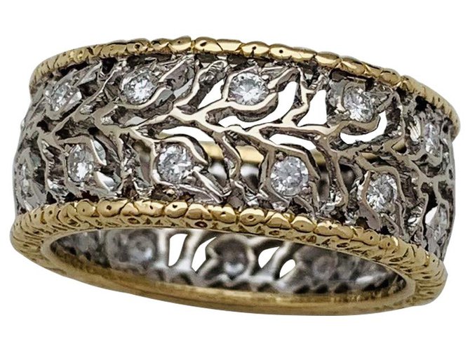 LOUIS VUITTON Bandeau ring in yellow gold