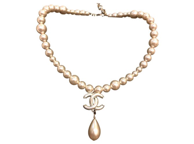 Colar de gargantilha Chanel Pearl Drop Pérola  ref.135491