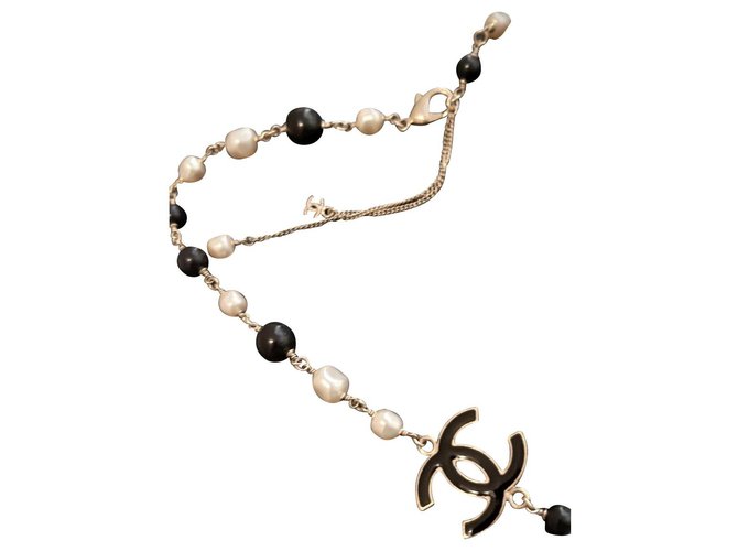 Chanel Long necklaces Golden Metal  ref.135578