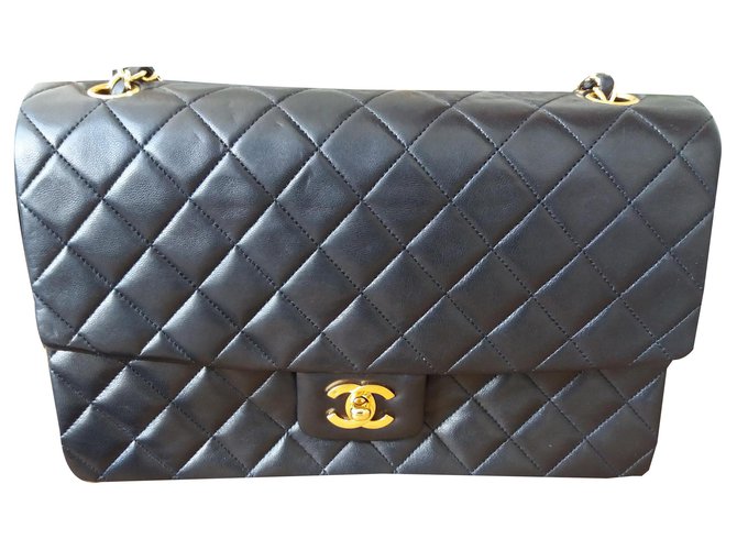 Chanel TIMELESS Black Leather  ref.136007