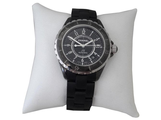 Chanel Belles montres Noir  ref.136010