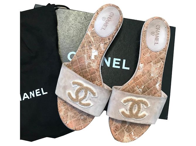 Chanel Mulas Bege
