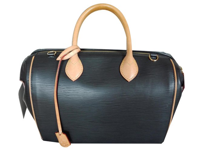 Louis Vuitton Handbags Black Leather  ref.136194