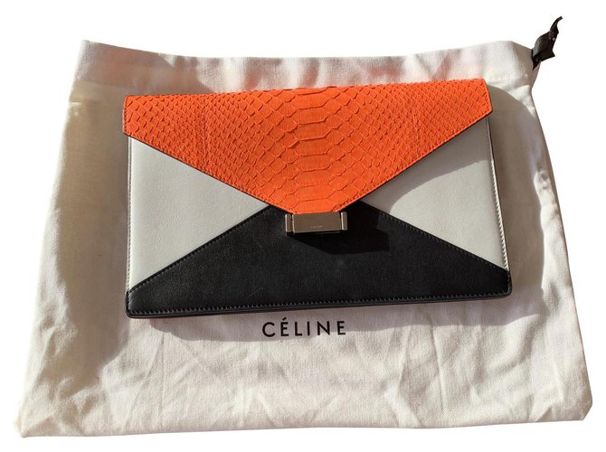 Diamond clutch en python orange et cuir noir et blanc Céline Cuirs exotiques  ref.136268