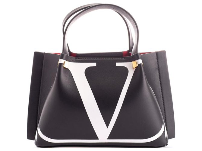Valentino VRING Black Leather ref.242376 - Joli Closet