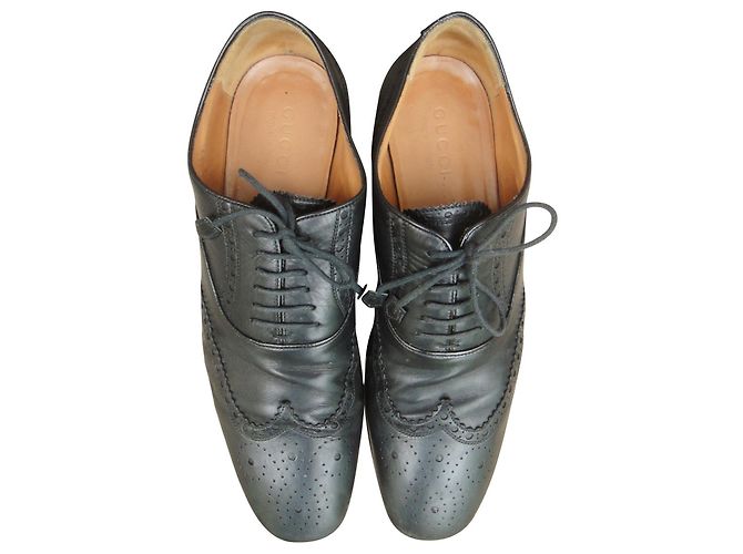 Scarpe richelieu Gucci in pelle nera Nero