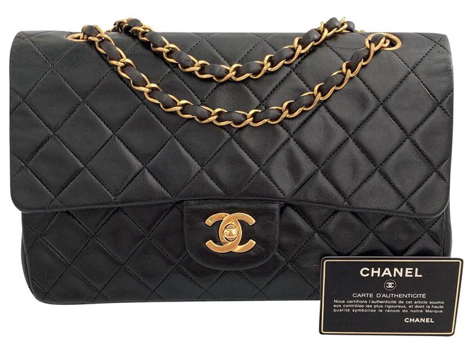 Chanel Timeless matelasse vintage de couro preto  ref.136333