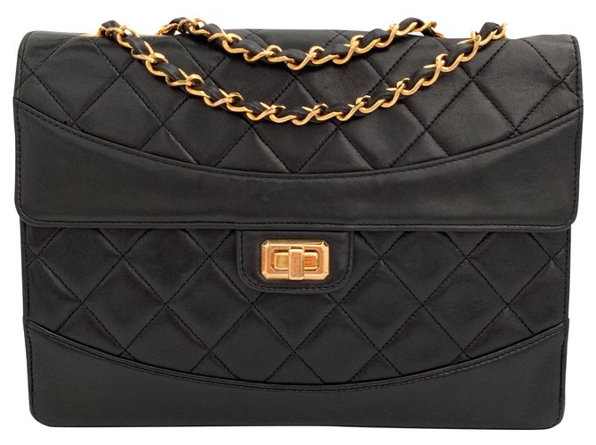 Chanel Handbags Black Leather  ref.136396
